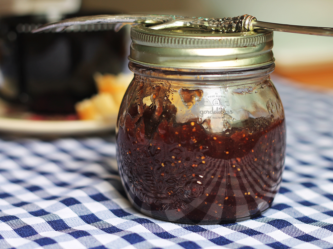 Geleia de figo e vinho tinto - Panelinha