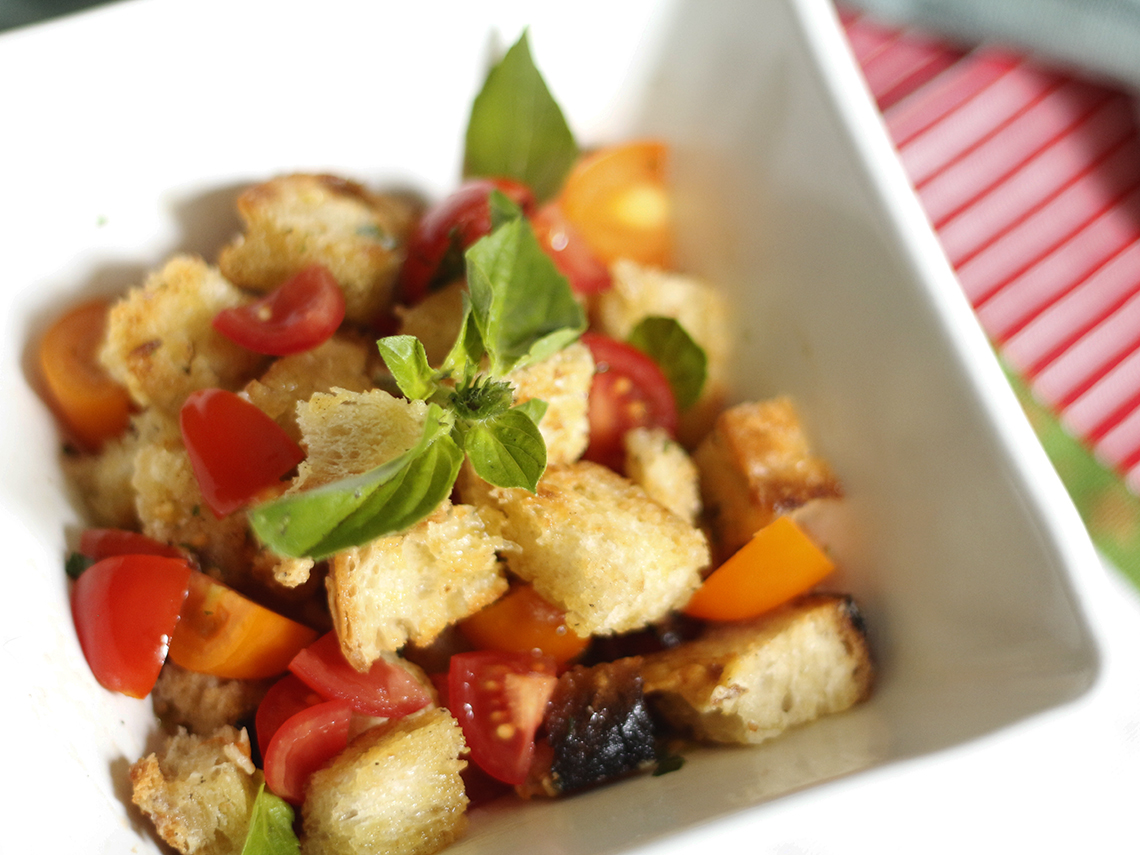 Panzanella - Salada de Pão Italiana :: Raquelícias