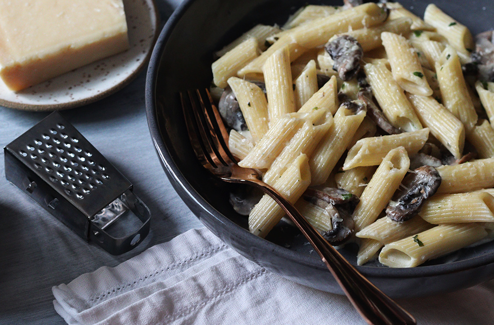 Penne com Pesto e Cogumelos :: Raquelícias